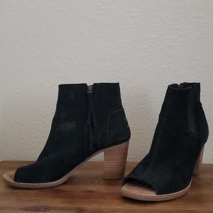 Tom sure booties